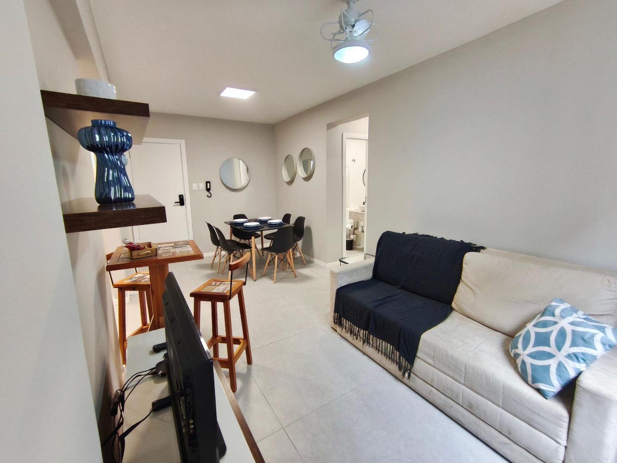 Apartamento Charmoso 2 A Poucos Passos Da Em Balneario Camboriu! *
